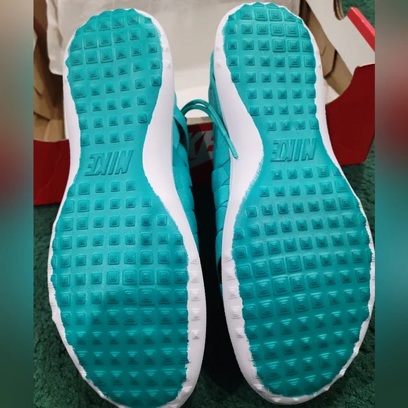 525. Nike Juvenate women's sneakers - Picture 5 of 6